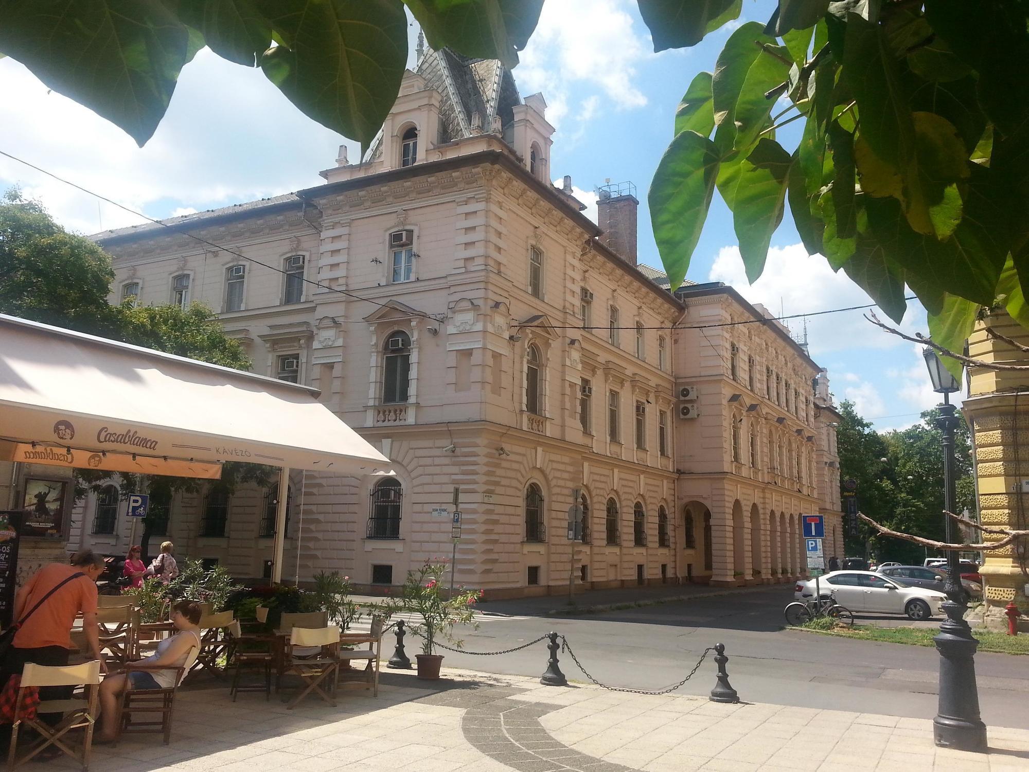 Tisza Hotel Szeged Ngoại thất bức ảnh