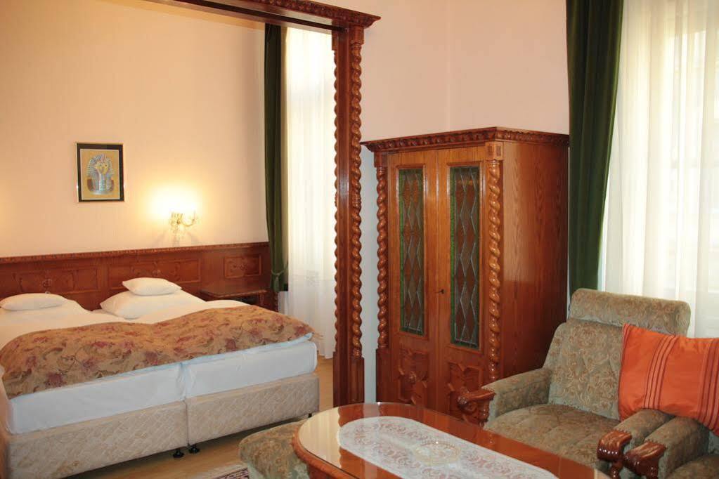 Tisza Hotel Szeged Ngoại thất bức ảnh