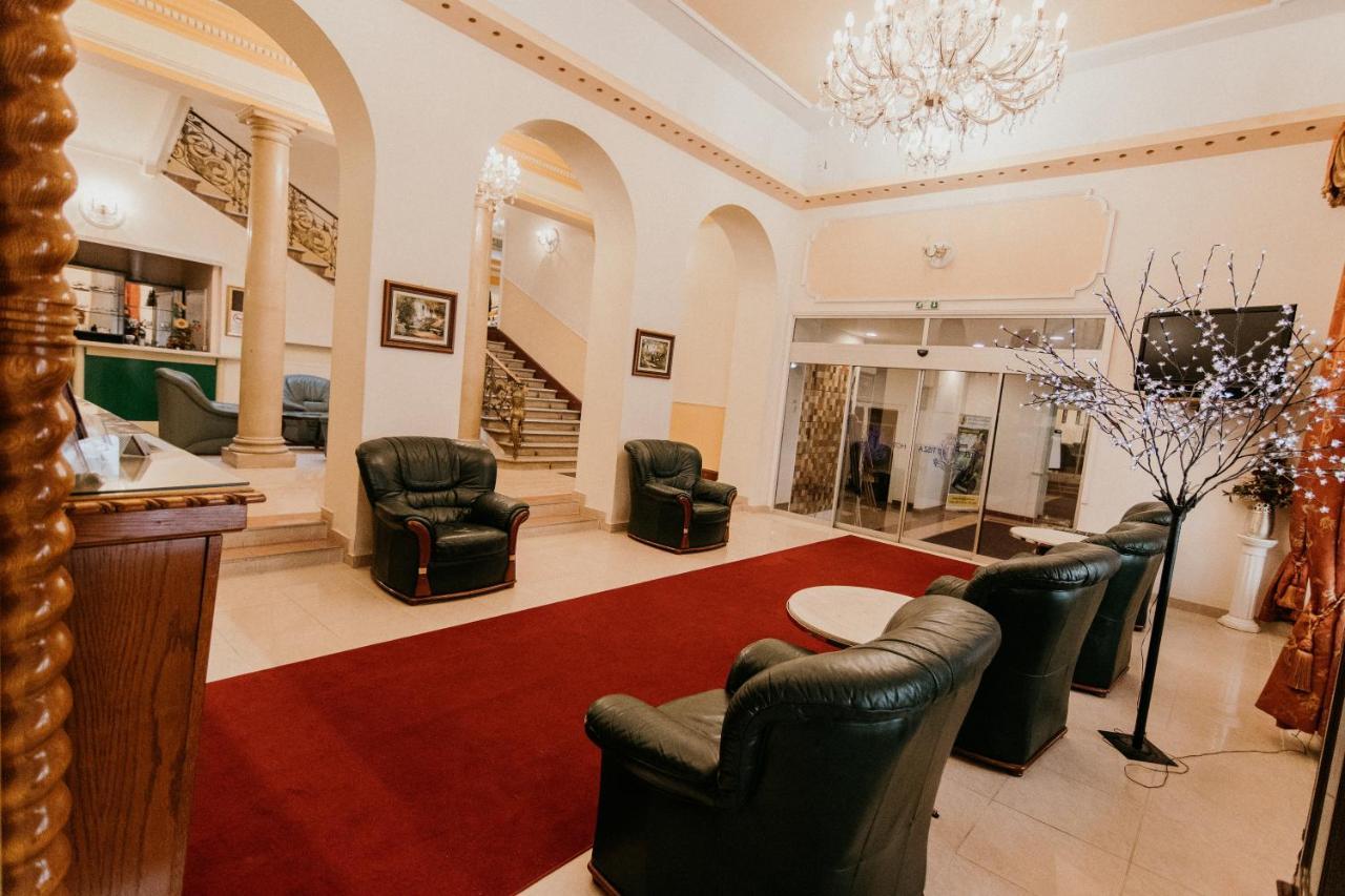 Tisza Hotel Szeged Ngoại thất bức ảnh