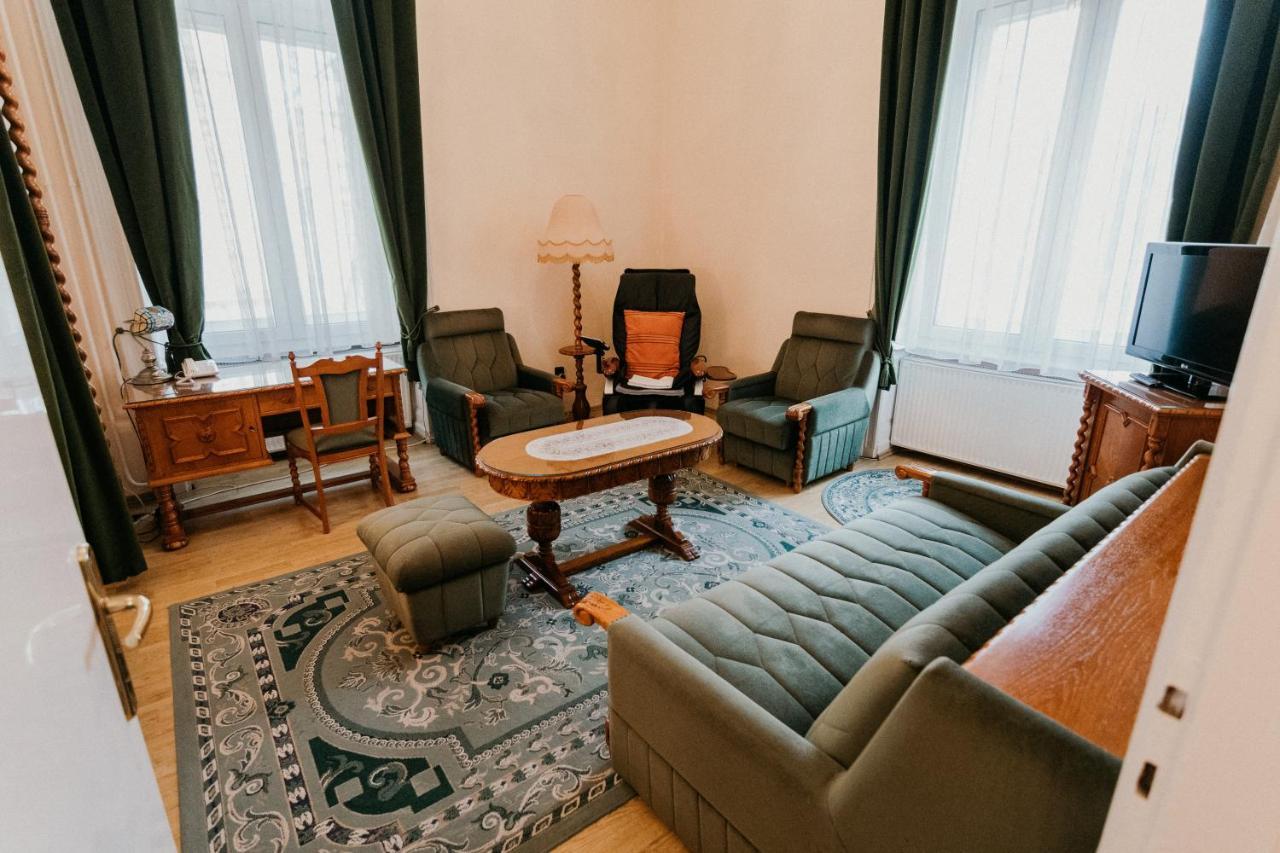 Tisza Hotel Szeged Ngoại thất bức ảnh