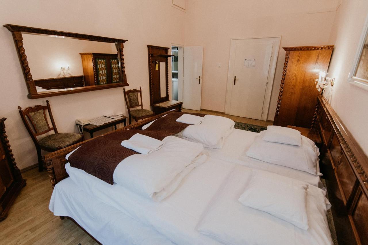 Tisza Hotel Szeged Ngoại thất bức ảnh