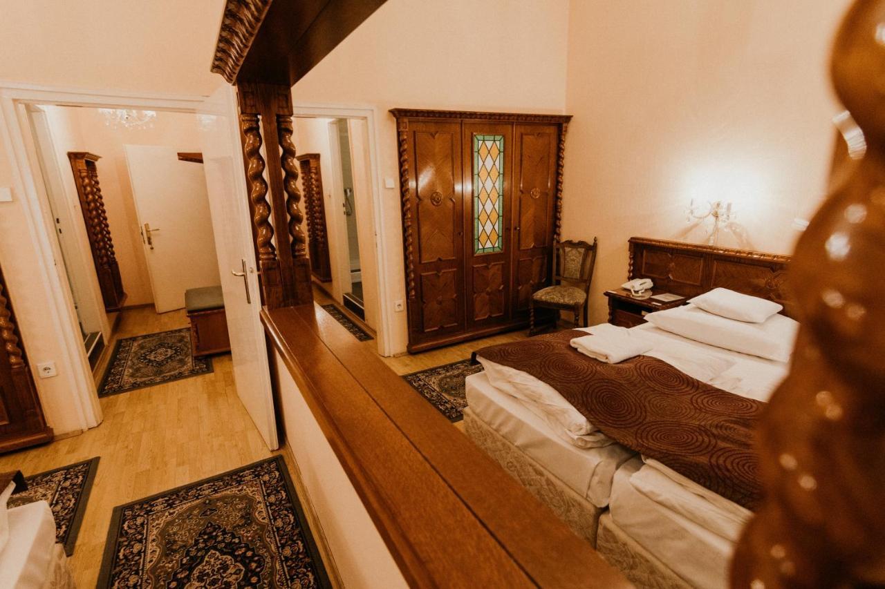 Tisza Hotel Szeged Ngoại thất bức ảnh
